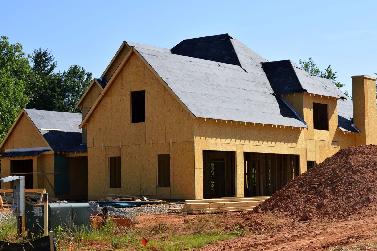 Maison individuelle neuve en construction