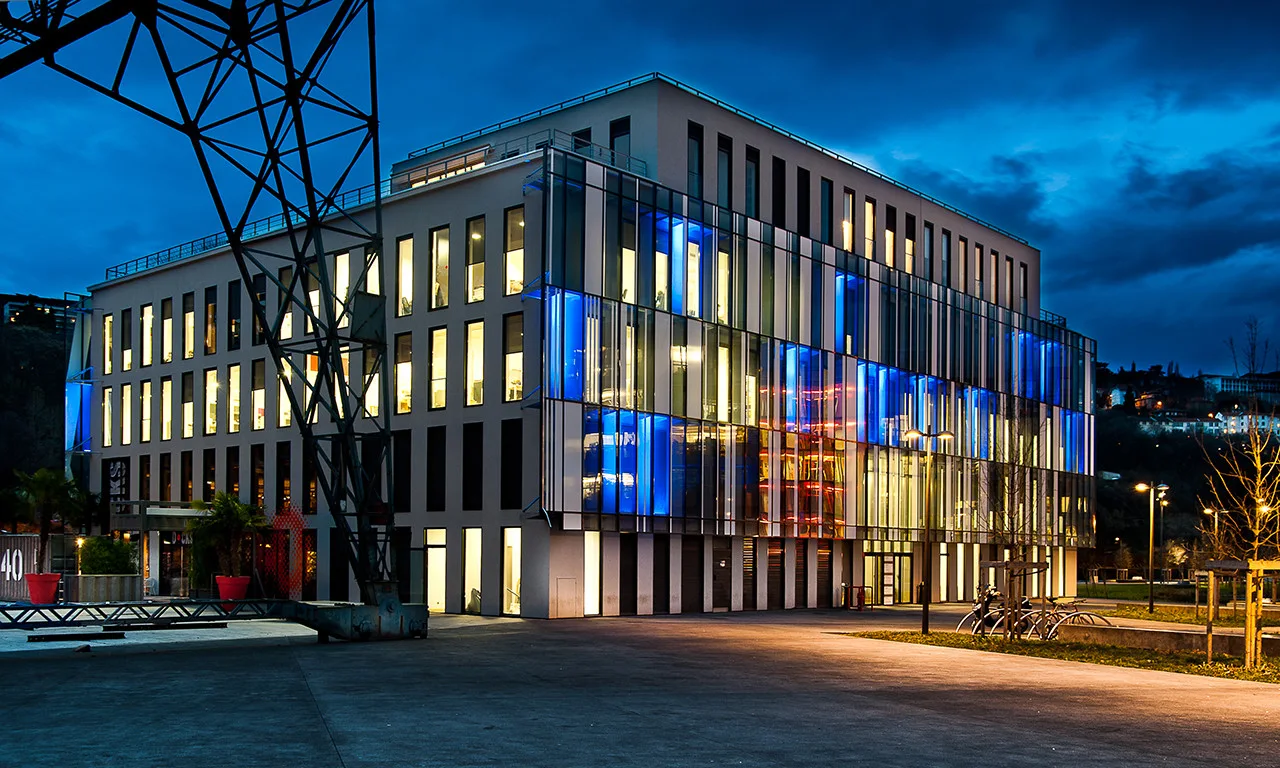 Espace Group